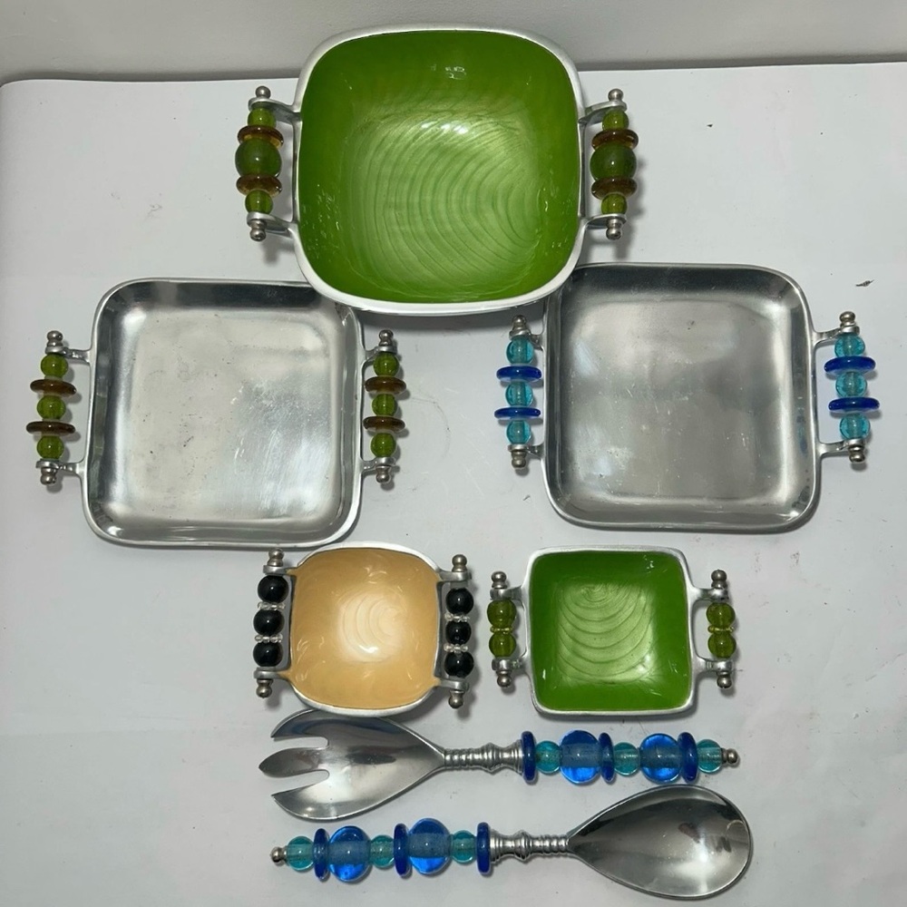 VINTAGE DECORATIVE CAST ALUMINUM BEADED HANDLES SERVING SET BOWLS TRAYS UTENSILS